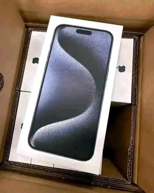 iPhone 15 - Image 3